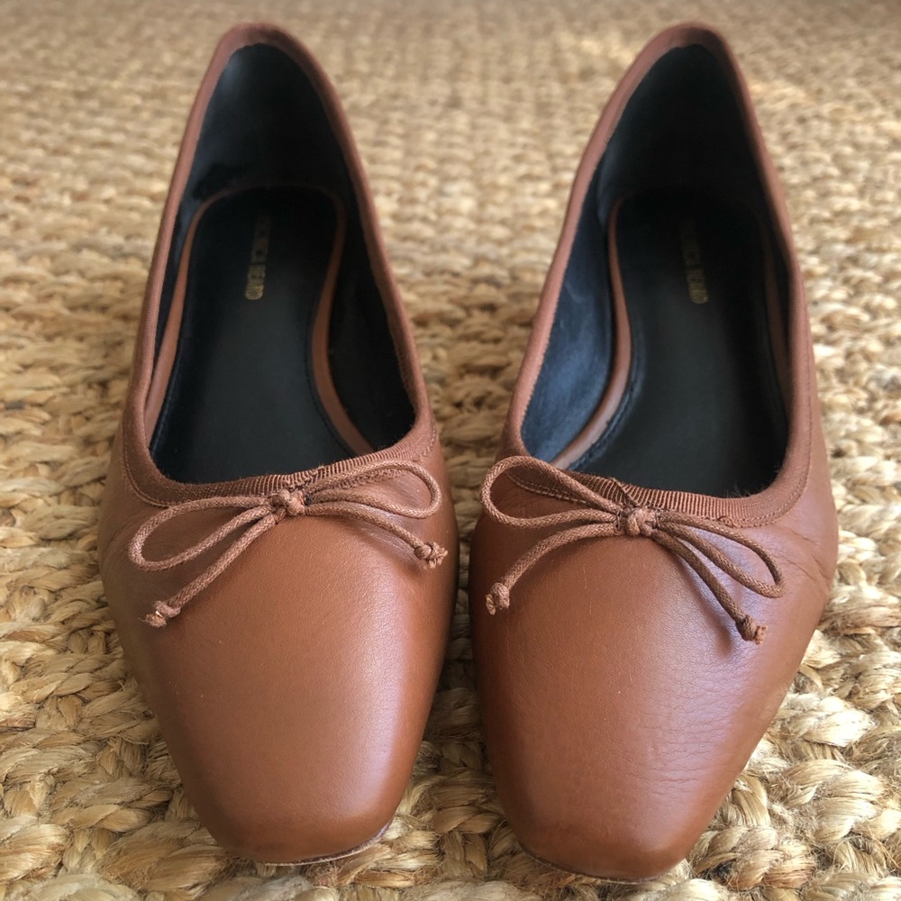 Veronica Beard Cecile Leather Ballet Pump. Size US 7.5 or 38 EUR - Picture 3 of 13